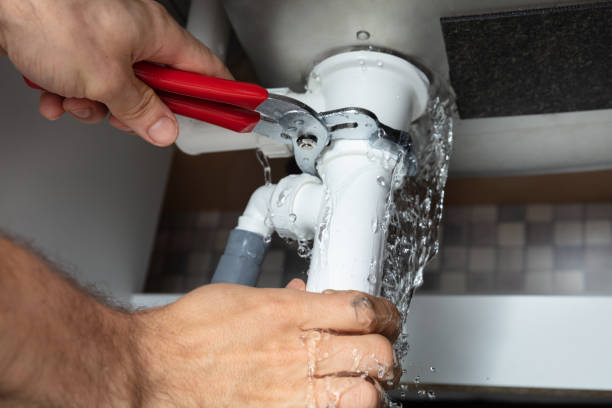 Best Emergency water damage restoration  in Omaha, TX